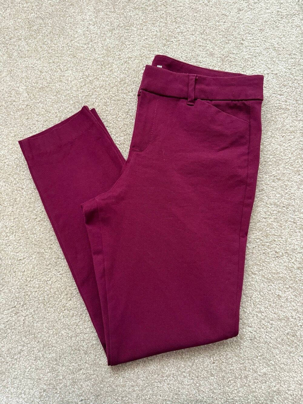 Old Navy Pixie Ankle Pants Maroon NWOT Size 8 Office Work Corporate Conference